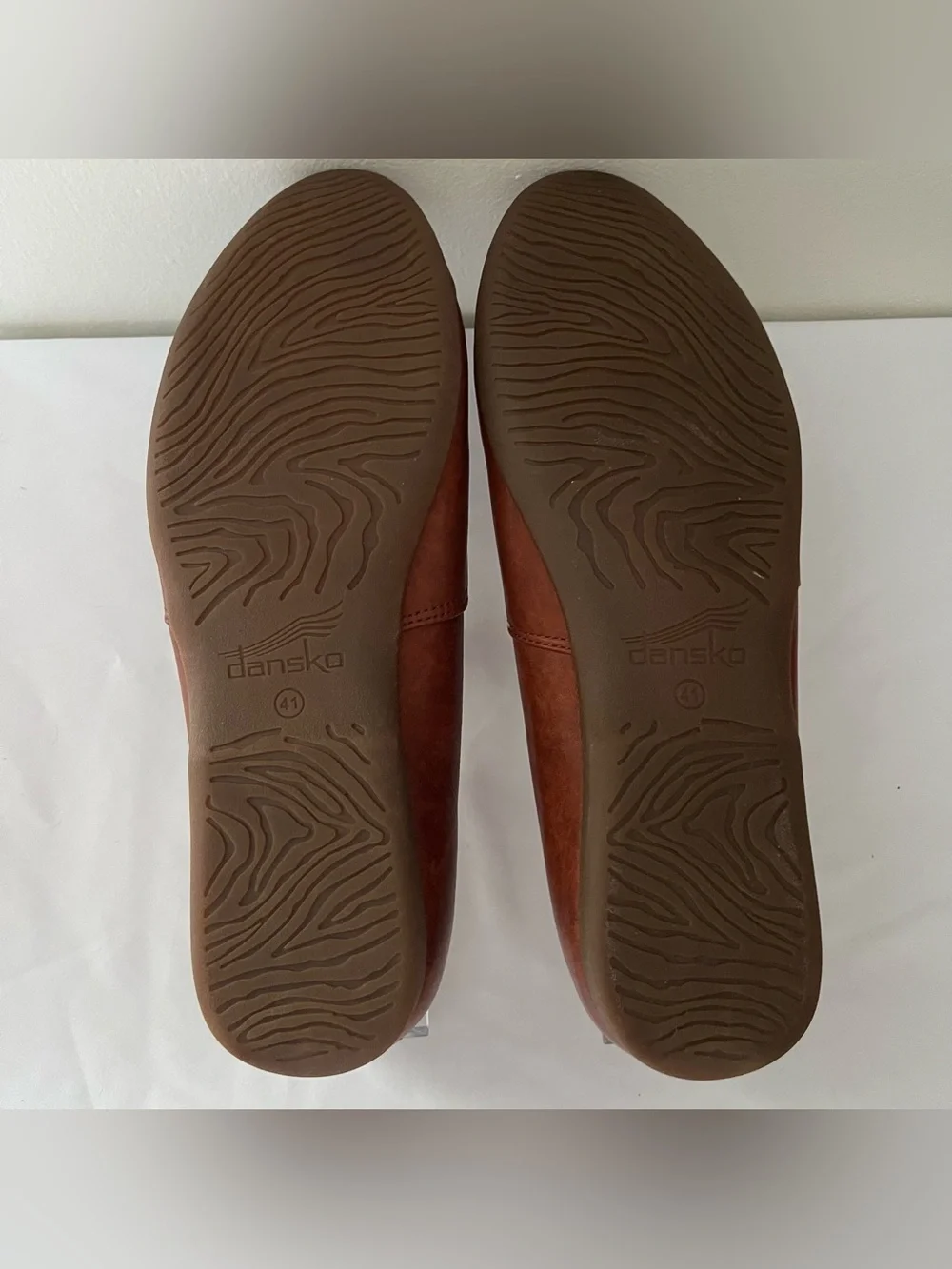 Women’s Dansko Larisa Slip On Flats Cognac EU 41 US 10.5-11 Comfort Shoes